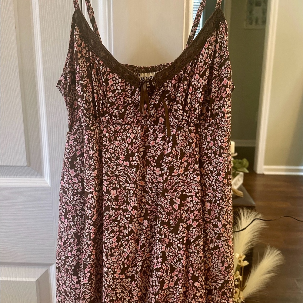 ✨WORN ONCE! Floral Spaghetti Strap Dress